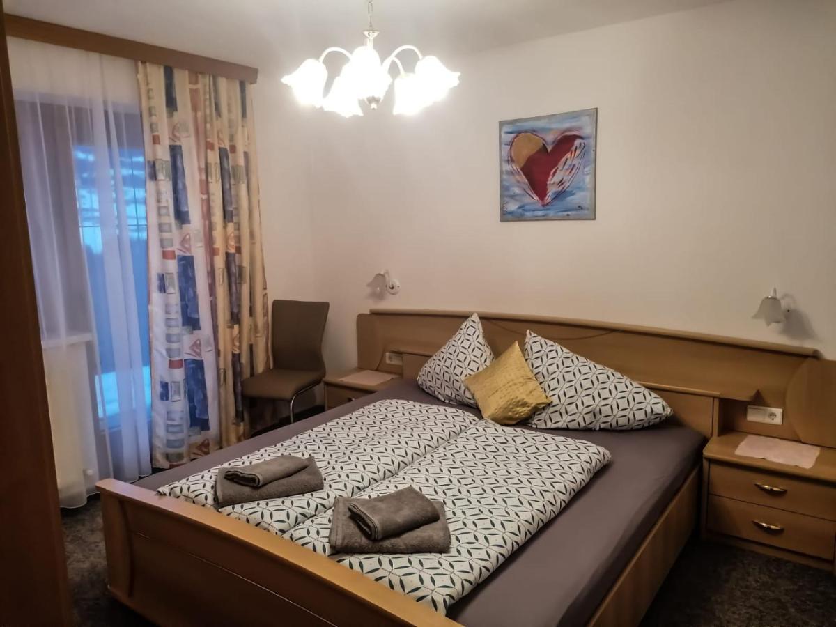 Schultes Evelyn Apartment Йерценс Екстериор снимка