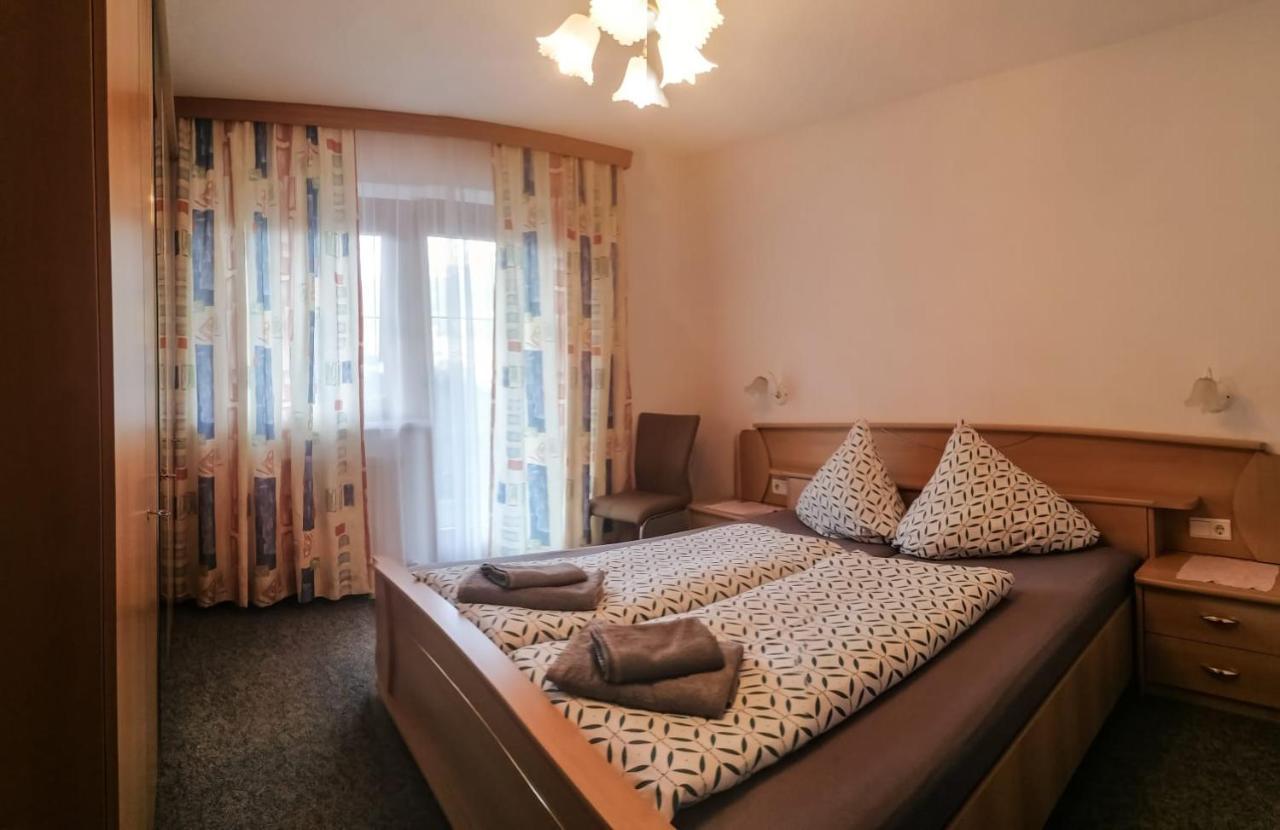 Schultes Evelyn Apartment Йерценс Екстериор снимка